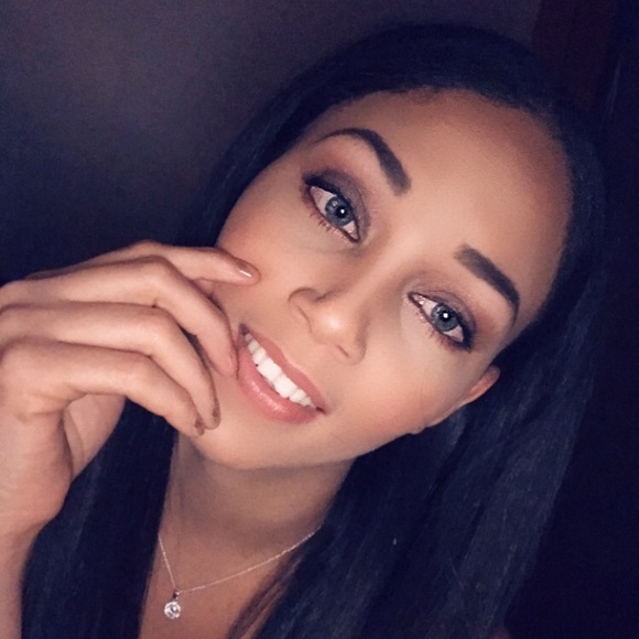 Profile Picture of Isamar Irizarry (@isajc) on Poshmark