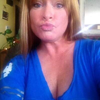 Profile Picture of Hope Schaefer (@farleyma) on Twitter