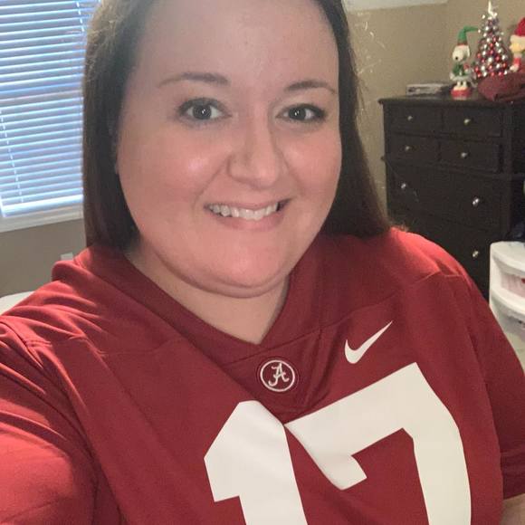 Profile Picture of Stephanie Renfroe (@renfroes) on Poshmark