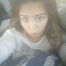 Profile Picture of Isabelle Barrett (@bellabarrett123) on Twitter