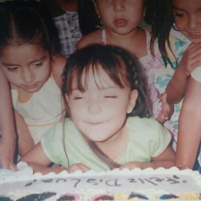 Profile Picture of Luz Macías (@llluuuzzz_) on Twitter