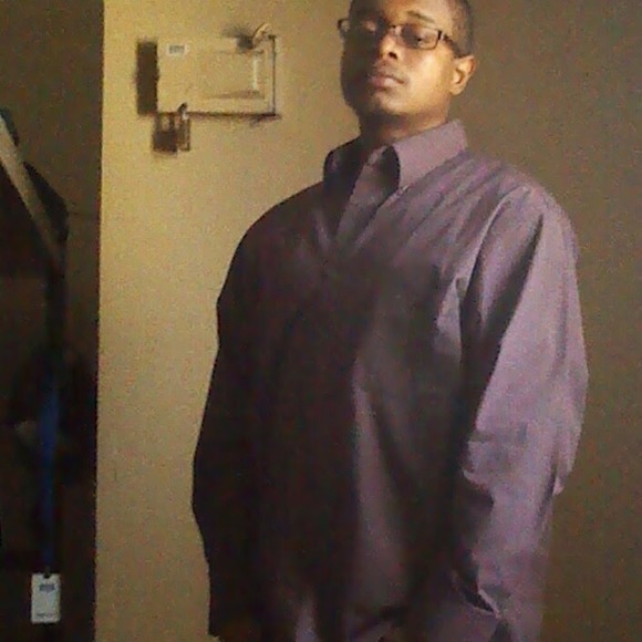 Profile Picture of Brian Gordon (@briangordon508) on Poshmark