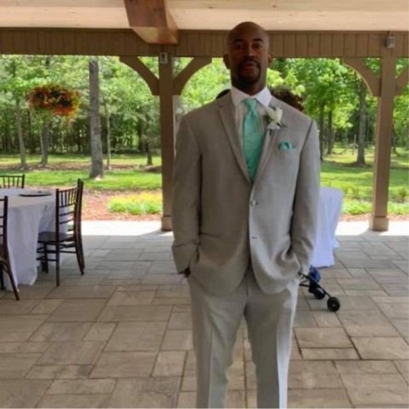 Profile Picture of Brandon Jacobs (@brandon88jacobs) on Poshmark