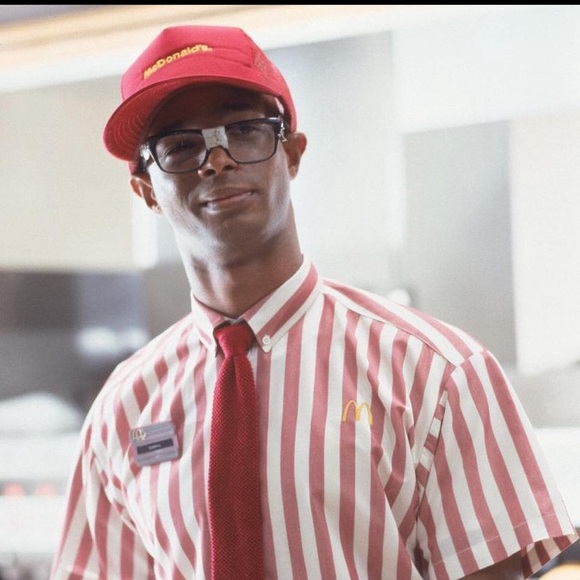 Profile Picture of Craig Cottrell (@craigcottrell) on Poshmark