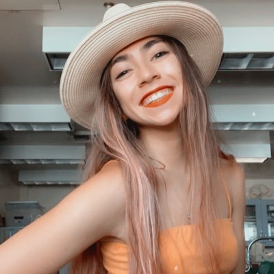 Profile Picture of Yung Coconut  🥥 (@mayra_silva32) on Twitter