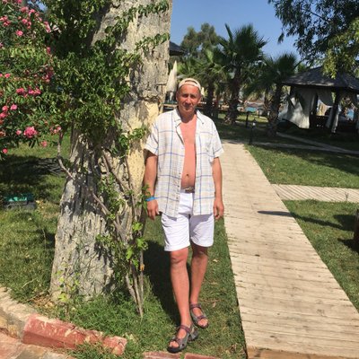 Profile Picture of Robert Borkowski (@roberbor68) on Twitter