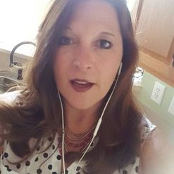 Profile Picture of Debra Maynard (@DebraMaynard13) on Twitter