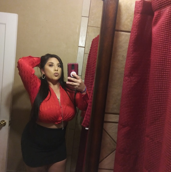 Profile Picture of Ana Propeck (@soccerana77) on Poshmark