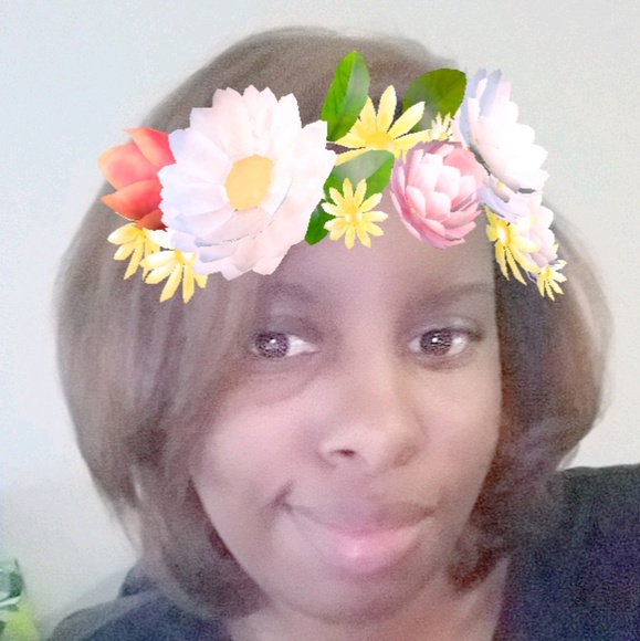 Profile Picture of Nita Pargo (@nita_pargo) on Poshmark