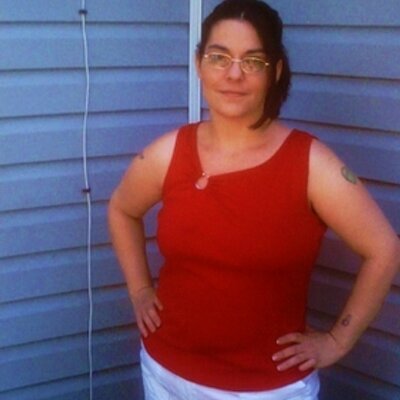 Profile Picture of Donna Bloomfield (@ASnAP_BnCLEANER) on Twitter