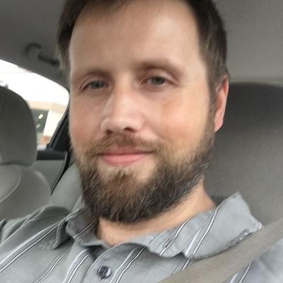 Profile Picture of R W Hughey (@RobertHughey) on Twitter