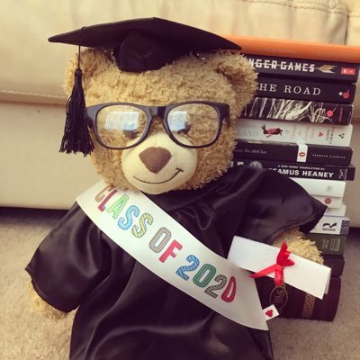 Profile Picture of Jennifer Roland (@JennibelleR) on Twitter