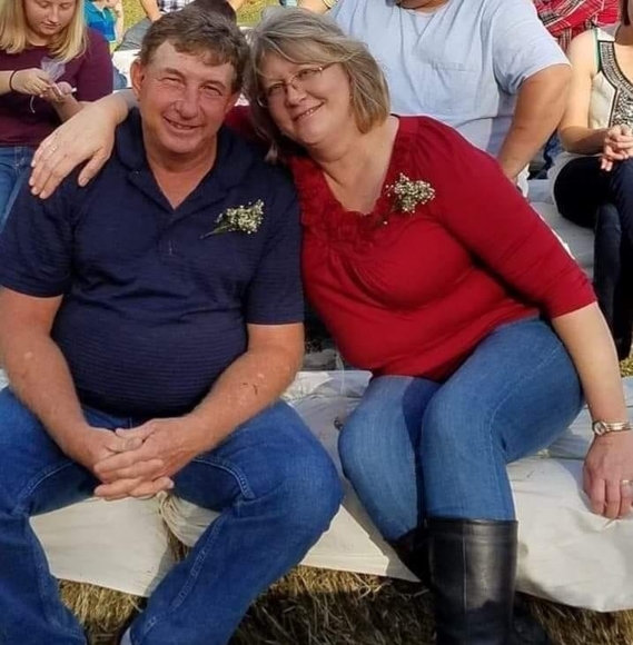 Profile Picture of Darlene Harker (@ldharker1983) on Poshmark