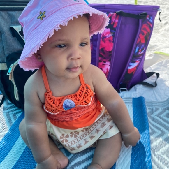 Profile Picture of Breyana Schuch (@breyana_schuch) on Poshmark