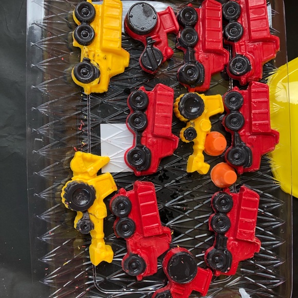 Profile Picture of Angie Cheddie (@acheddie) on Poshmark