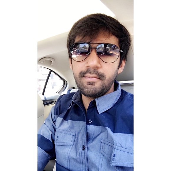 Profile Picture of Bhargav Patel (@bhargav1112) on Poshmark