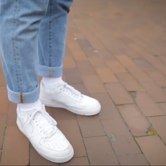 Profile Picture of Evan Brohan (@evanbrohan) on Poshmark