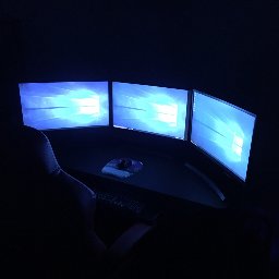 Profile Picture of Ian Loy (@Money_Trades) on Twitter