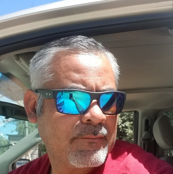 Profile Picture of Juan manuel Santacruz gonzales (@gasparin0722) on Poshmark