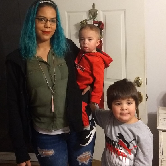 Profile Picture of Ariel Ryan-frieberg (@arielfrieberg) on Poshmark