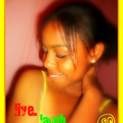 Profile Picture of Brittany Alexander (@BeeStinger34) on Twitter