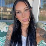 Profile Picture of Randi Ann Hogan (@intensely_stunning) on Instagram