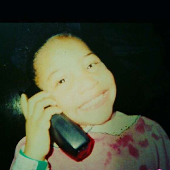 Sharii Sharii - Poshmark Profile Picture of Sharii Sharii (@sharii___) on Poshmark