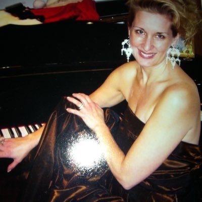 Profile Picture of Lorraine K Esser (@esser_lorraine) on Twitter