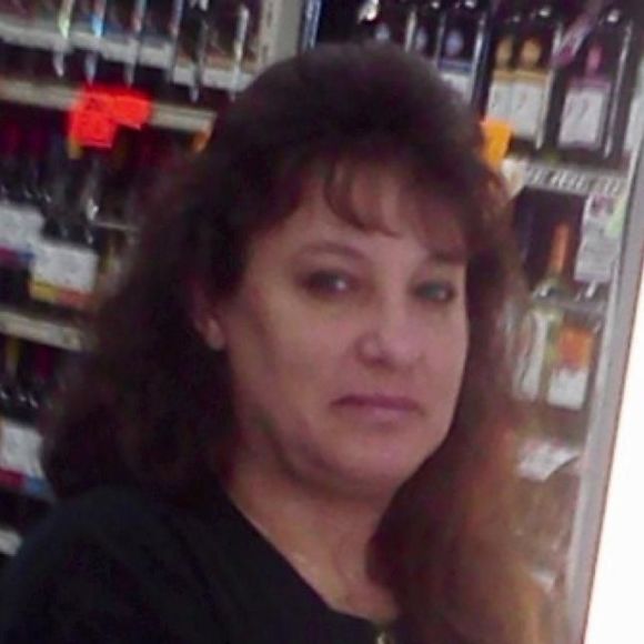 Profile Picture of Tracy Duszynski (@tracyduszynski) on Poshmark