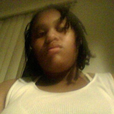 Profile Picture of Lisa P. (@SlickPacific) on Twitter