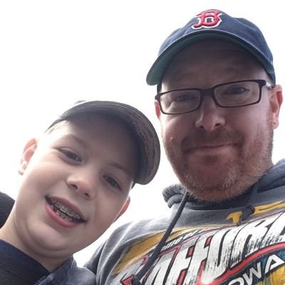 Profile Picture of Andy DaRos (@andyplaysdrums) on Twitter