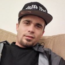 Profile Picture of Devan Hayes (@hazyhazlehaze17) on Twitter