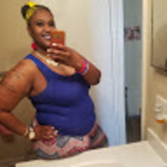 Profile Picture of Lakishah Cokley (@lakishahcokley) on Poshmark