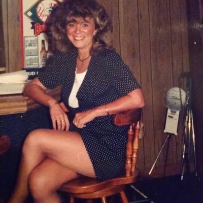 Gretchen Simmons - Twitter Profile Picture of Gretchen Simmons (@gretche37121113) on Twitter