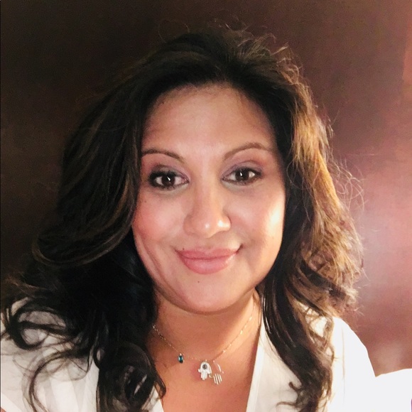 Profile Picture of Paula Marroquin (@pmarroquin) on Poshmark