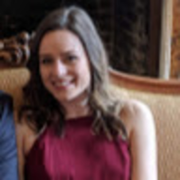 Profile Picture of Brittany Neuenfeldt (@b_neuenfeldt) on Poshmark