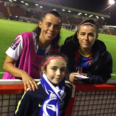 Profile Picture of Lily-Grace Ray (@LilyRay04) on Twitter