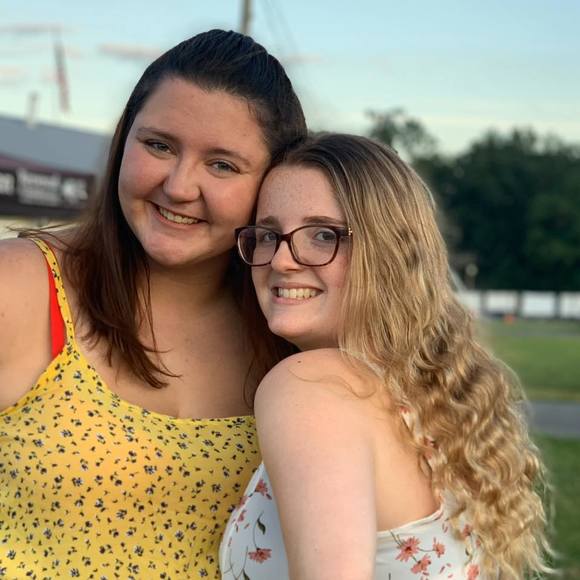 Profile Picture of Abby Schmidt (@abby092200) on Poshmark