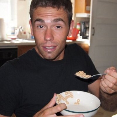 Profile Picture of Brad Mountain (@fakebradmtn33) on Twitter
