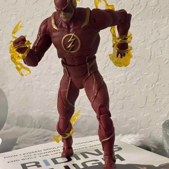 Profile Picture of Gilberto Acevedo (@gilberto127pr) on Poshmark