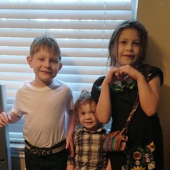 Profile Picture of Beverly Bryan massie (@beverlyinchilli) on Poshmark