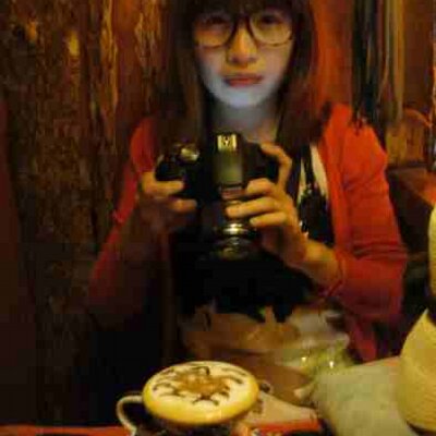 Profile Picture of Cecilia (@ceciliasummers) on Twitter