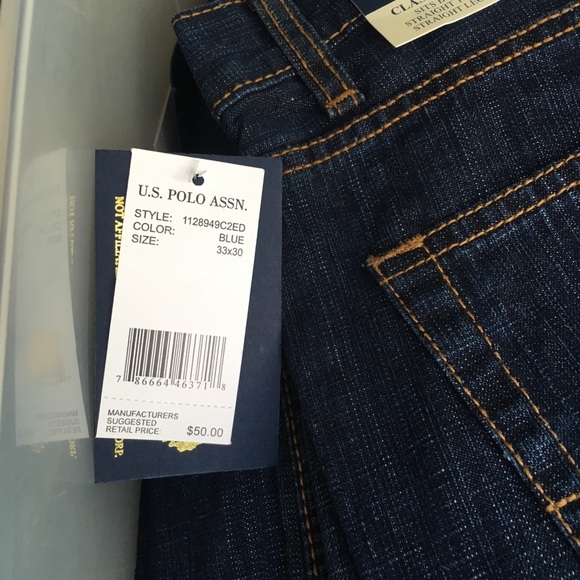 Profile Picture of Walter Campos (@walter2019) on Poshmark