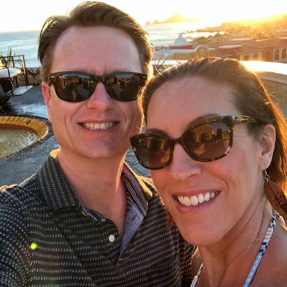 Profile Picture of Dee Hurter (@missmiavega) on Poshmark