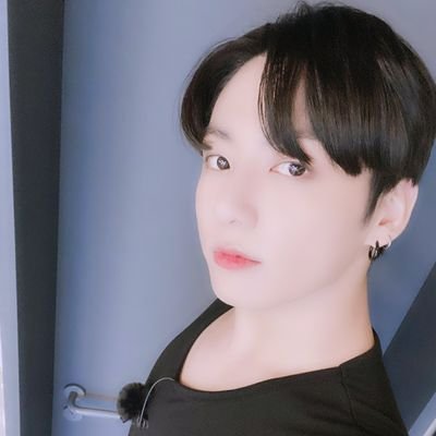 Profile Picture of Nguyễn Thị Xoan (@NguynThXoan7) on Twitter