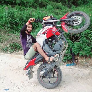 Profile Picture of Kamal Kapoor (@kamal.jhanjhanu) on Facebook