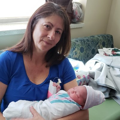 Profile Picture of Sharon Schneider Reyna (@Sharon24989768) on Twitter
