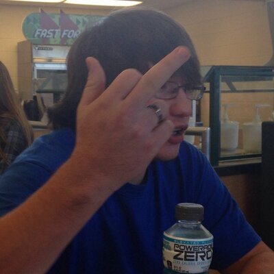 Profile Picture of Brandon Hilbert (@pruislovet) on Twitter