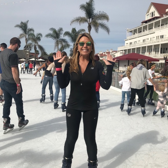 Profile Picture of Shawna Mcgee (@shawnamcgee) on Poshmark