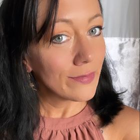 Profile Picture of Danielle Iwanyszyn (@Breath_of_fresh_air_1_1) on Pinterest